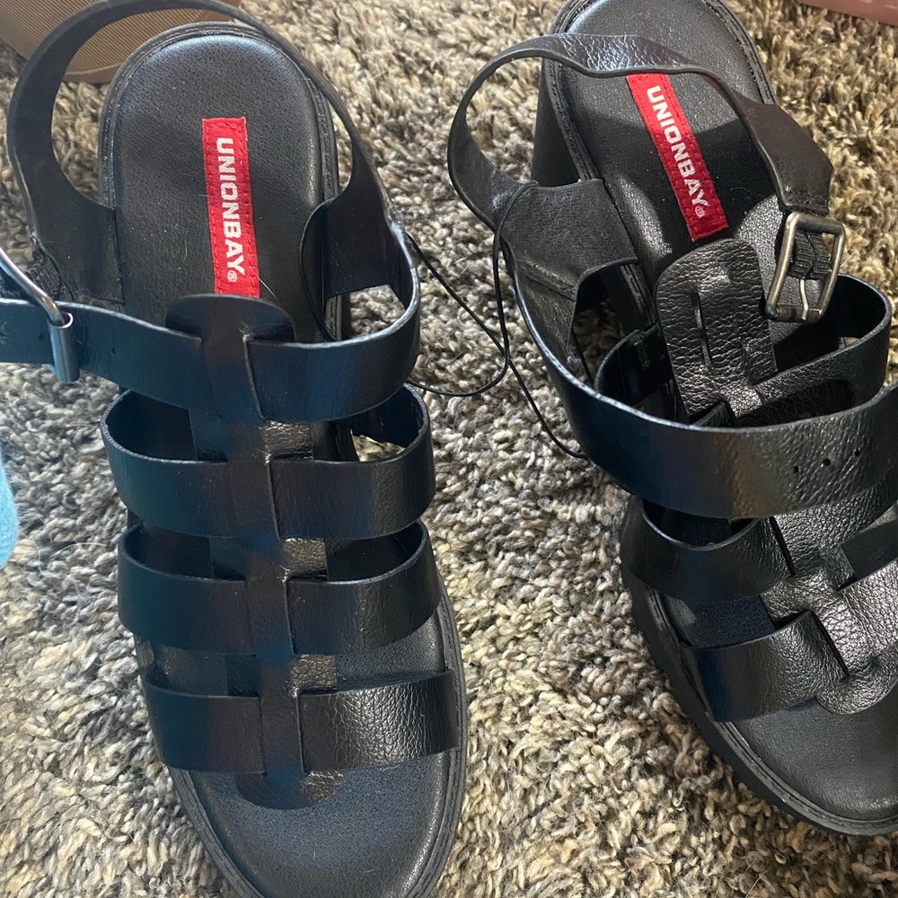 Union Bay Chunky Sandals